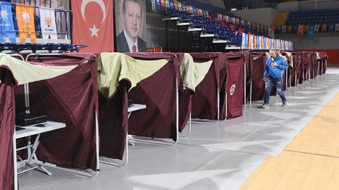 AK Parti İzmir'de temayül yoklaması yapıldı!