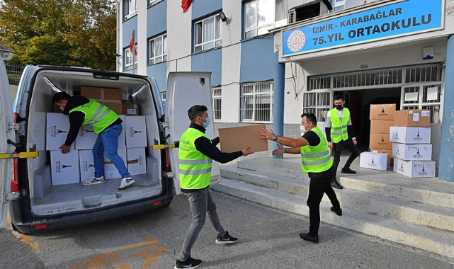 İzmir Büyükşehir Belediyesi’nin kara kış destekleri artarak devam ediyor