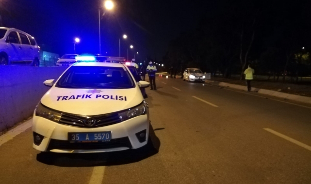 İzmir'de otomobille motosiklet çarpıştı: 1 ölü
