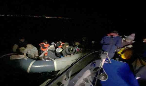 İzmir açıklarında 92 düzensiz göçmen kurtarıldı