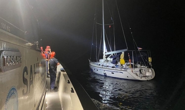 Tekne ile İtalya'ya kaçmak isteyen 105 düzensiz göçmen yakalandı