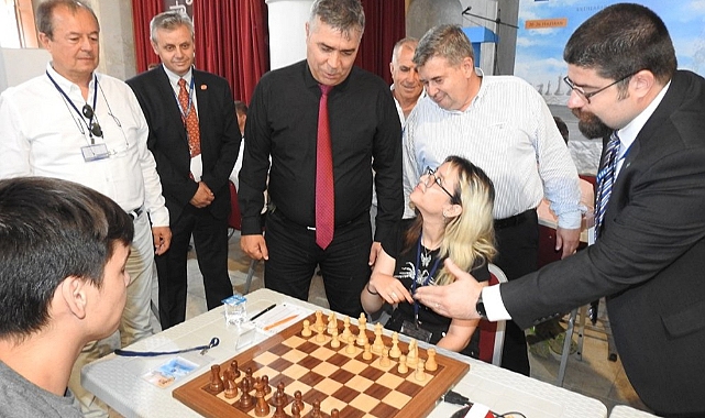 8. Çeşme Uluslararası Açık Satranç Turnuvası 544 sporcunun katılımıyla başladı