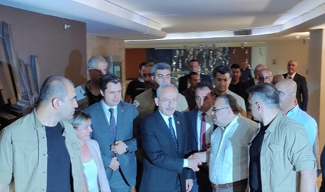 CHP lideri Kemal Kılıçdaroğlu İzmir'de 