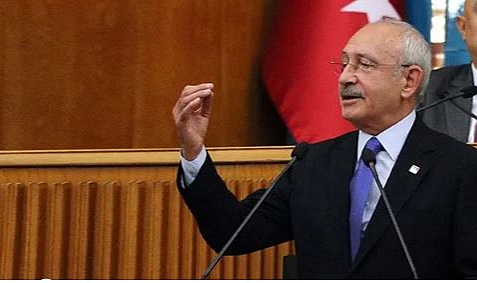 CHP Lideri Kemal Kılıçdaroğlu İzmir Marşı'nı söyleyen öğrencilere seslendi