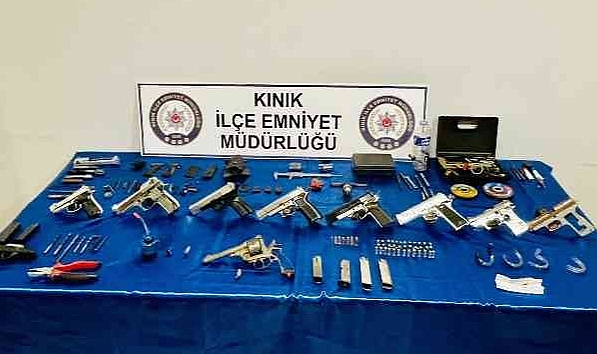 İzmir polisinden operasyon 