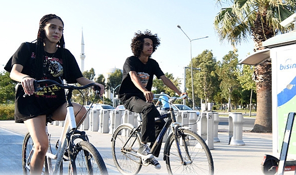 Çevre dostu ulaşım bisiklet bütün kenti turluyor