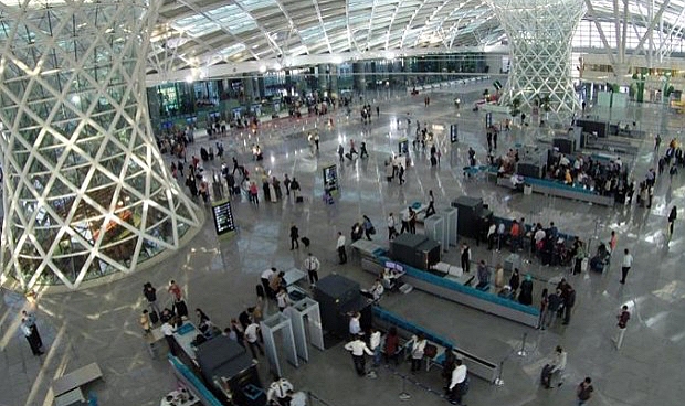 Adnan Menderes Havalimanı 1 ayda 1 milyonu aştı