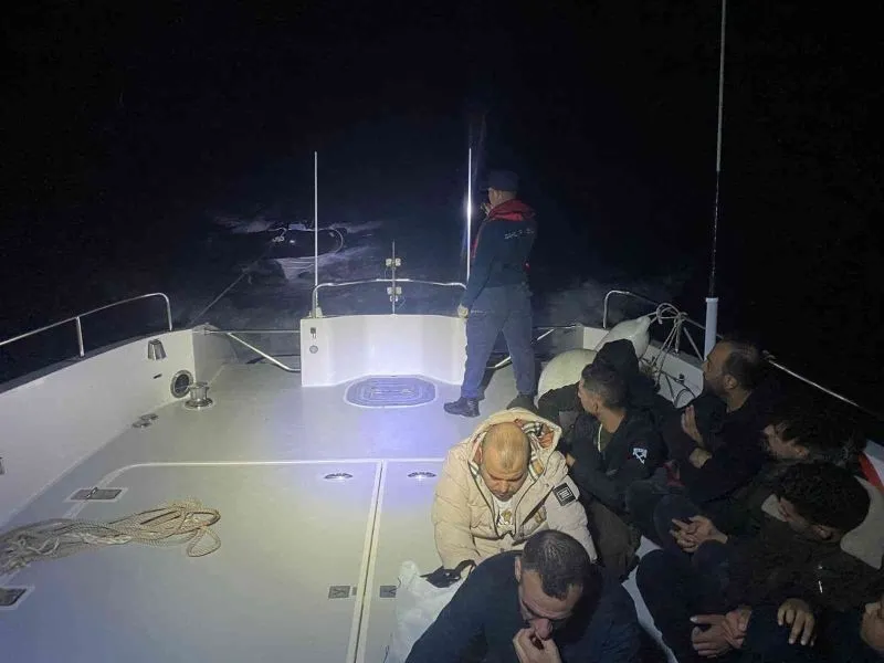 Ege denizinde 103 göçmen yakalandı