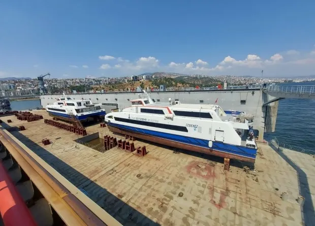 İzmir'in gemileri artık bakım için İstanbul'a gönderilmeyecek