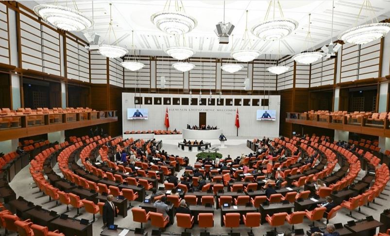 Ankara'yı hareketlendiren kulis: Yeni bir parti mi kuruluyor