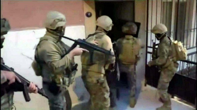 İzmir'deki FETÖ operasyonunda 4 şüpheli yakalandı