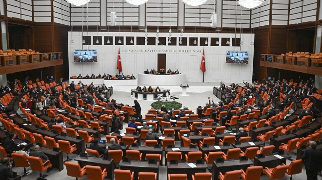 Meclis'te yeni anayasa mesaisi başlıyor