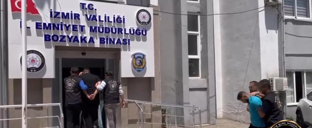 İzmir'deki silahlı çatışma olayında şüpheliler adliyeye sevk edildi    