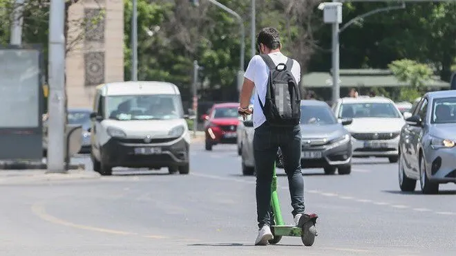 Ulaştırma Bakanı'ndan scooter için yeni önlem sinyali