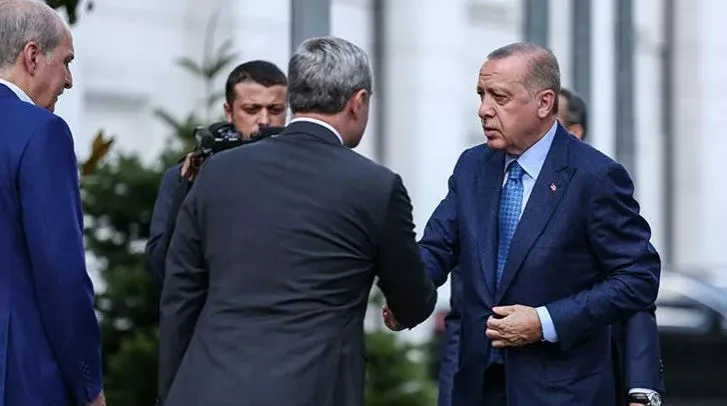 Cumhurbaşkanı Erdoğan, milletvekilleriyle kahvaltıda buluştu