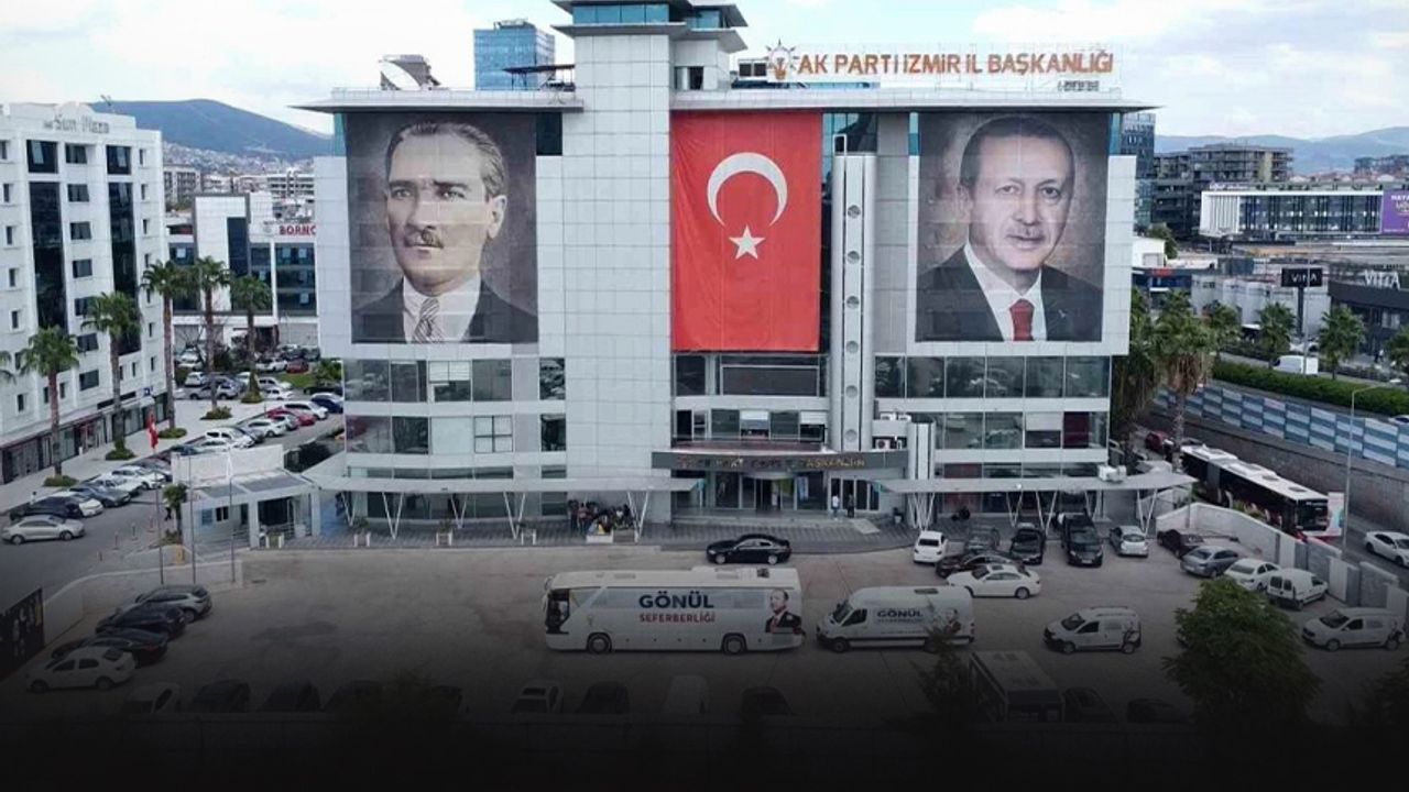 AK Parti İzmir’de bazı İlçe başkanları değişti