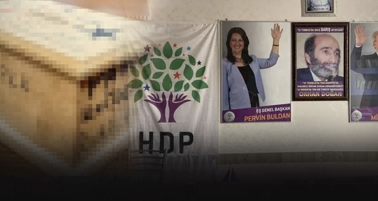 İzmir'de HDP binasında PKK için bağış sandığı bulundu!... Örgüte katılanların listesini tutmuşlar