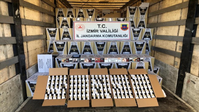 51 bin 750 paket ele geçirildi... İzmir'de kaçak sigara baskını!